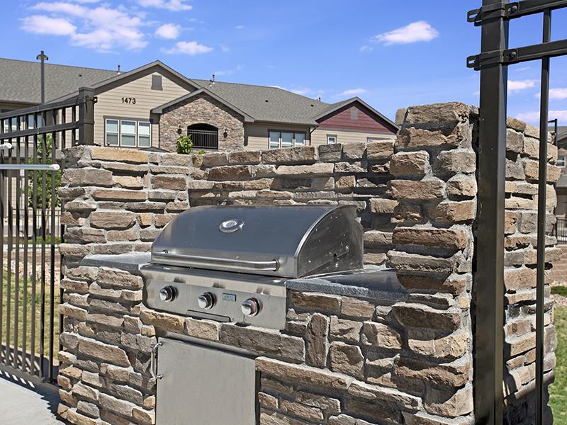 BBG Grills | The Highlands at Red Hawk