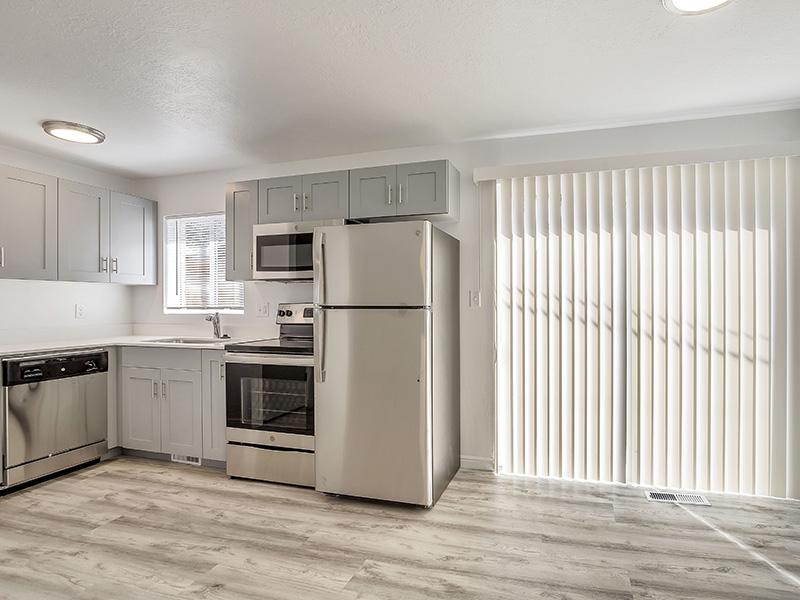 Kitchen | Townhouse Court