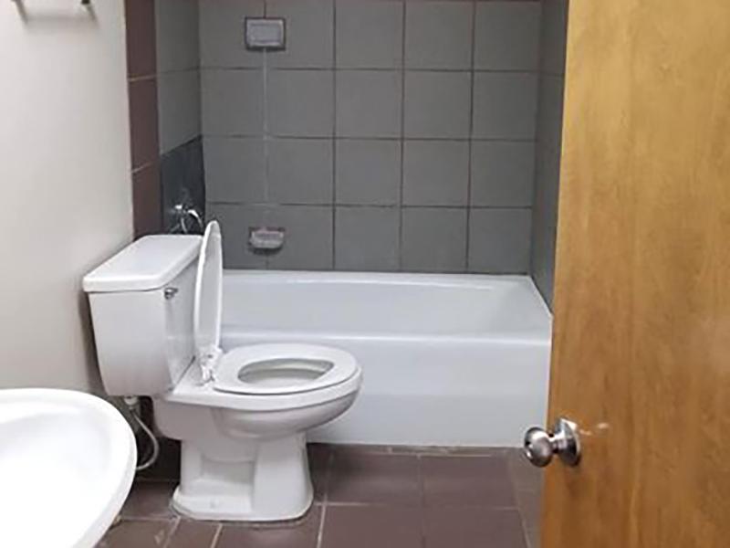 Bathroom | The Kirk Apartments