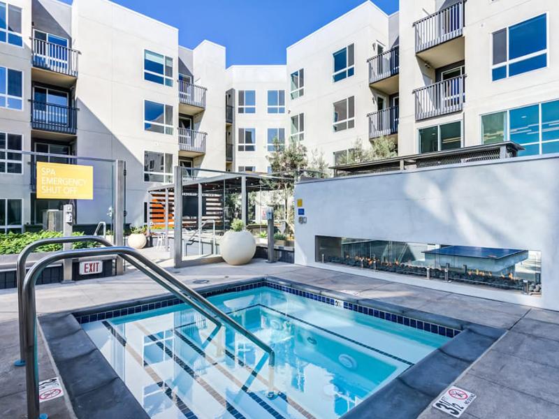 Hot Tub | The Link Apartments in Glendale, CA