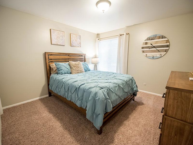 1 and 2 Bedroom Apartments in Murray, UT | Miller Estates Apartments
