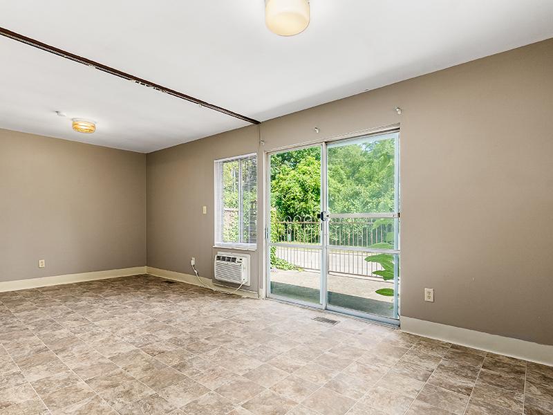 Front Room | Marion Square