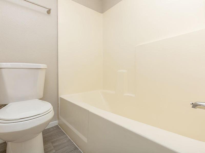 Bathroom | Fairways on Thunderbird