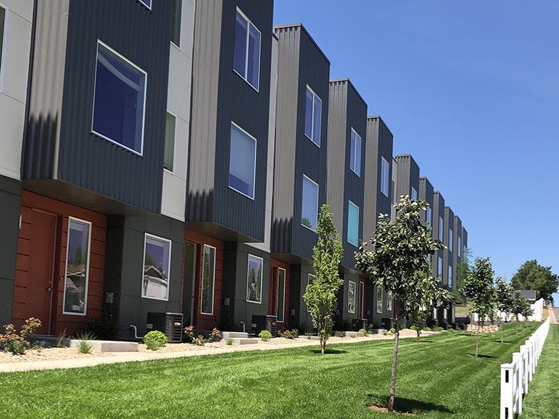 Building Exterior | Aero Townhomes