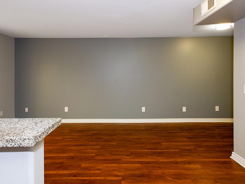 Front Room | Hollywood View Towers