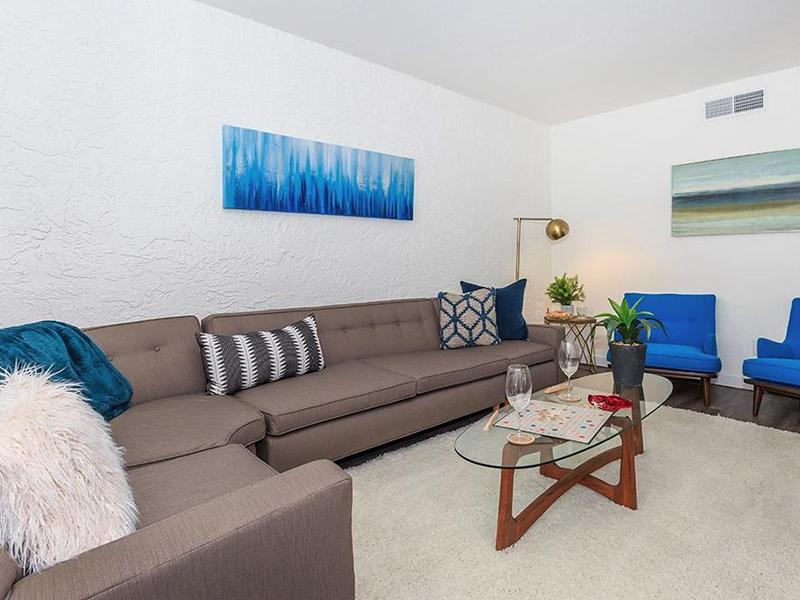 Living Room | 1133 West 5th