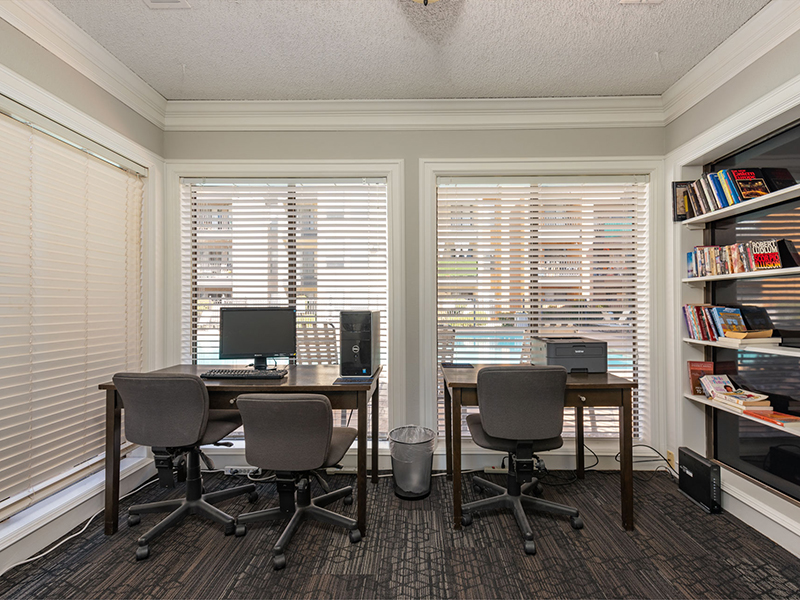 Business Center | Alvarado Apartments in Albuquerque, NM