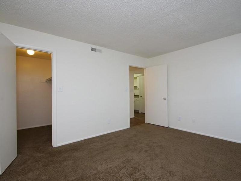 Room | The Village at Raintree