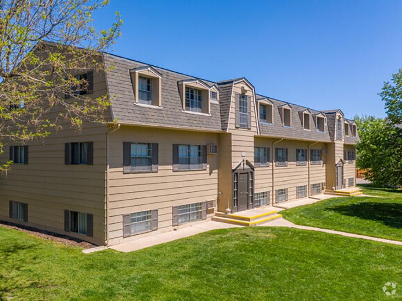 Building | Franklin Flats in Greenly, CO