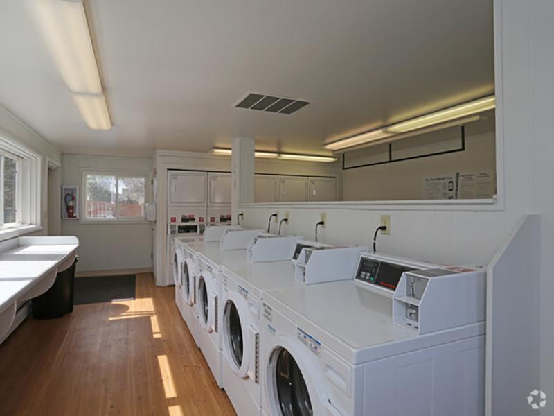 Laundry Room | Franklin Flats in Greenly, CO