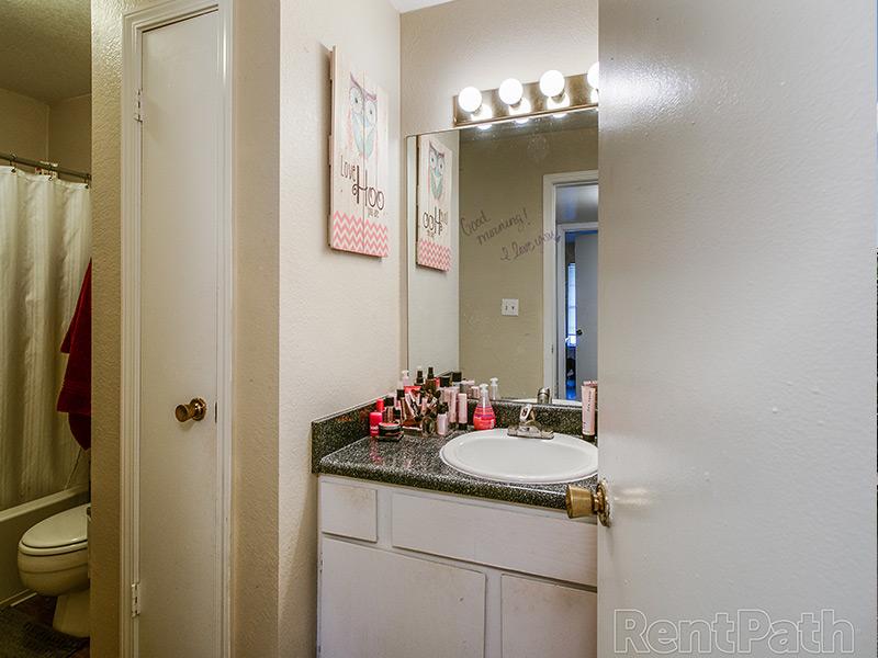 Fountainhead Apartments in Kansas City, MO