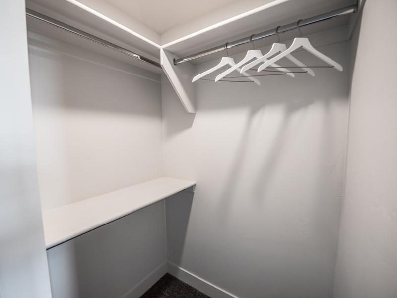 Closet | Joule Plaza