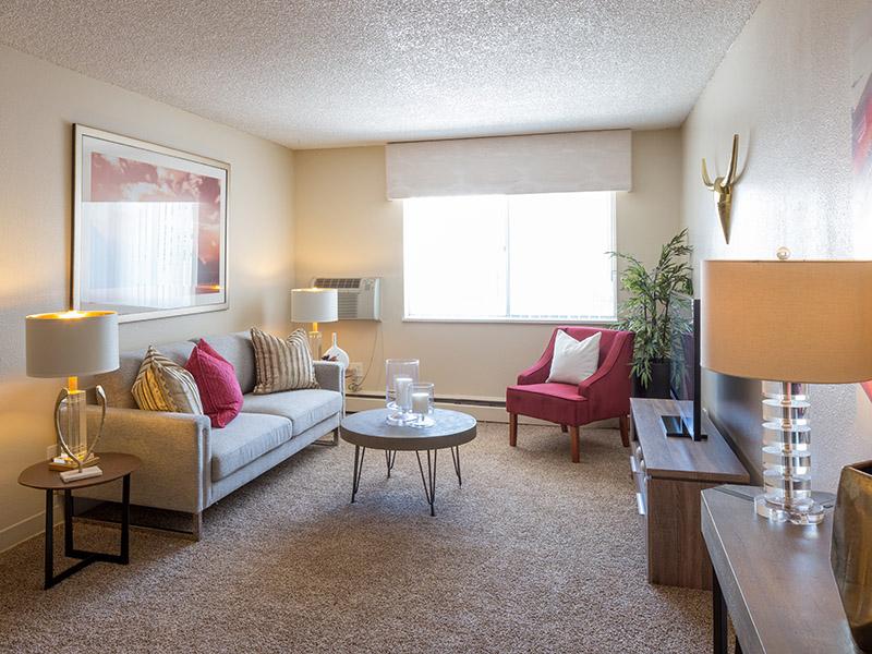 Timber Lodge Apartments in Thornton, CO 80229 Market
