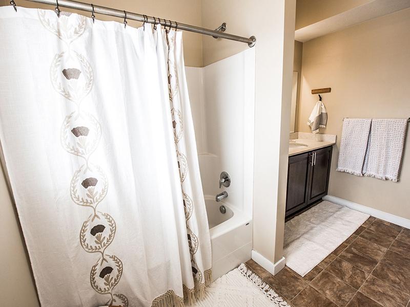 Bathroom | The Cove at Overlake