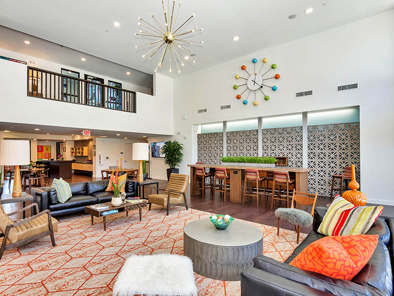 Clubhouse | The Curve at Melrose Apartments in Phoenix, AZ