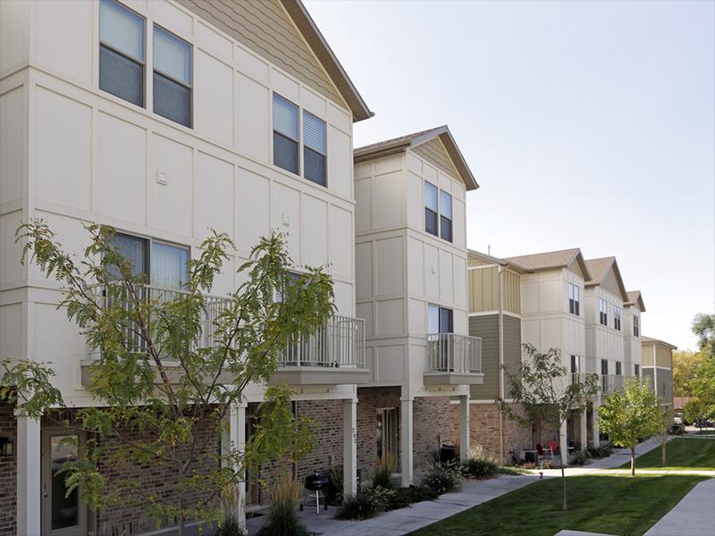 Exterior | Bella Grace