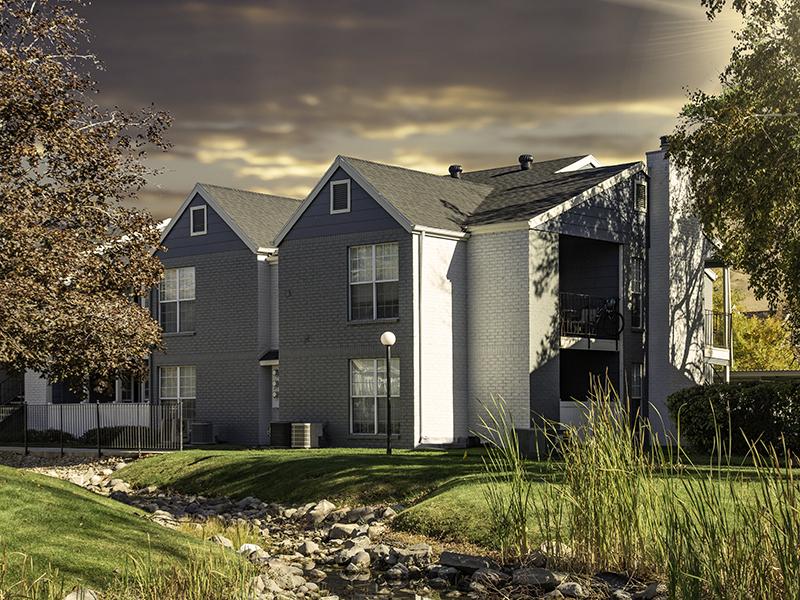 Apartment Building | The Village at Raintree