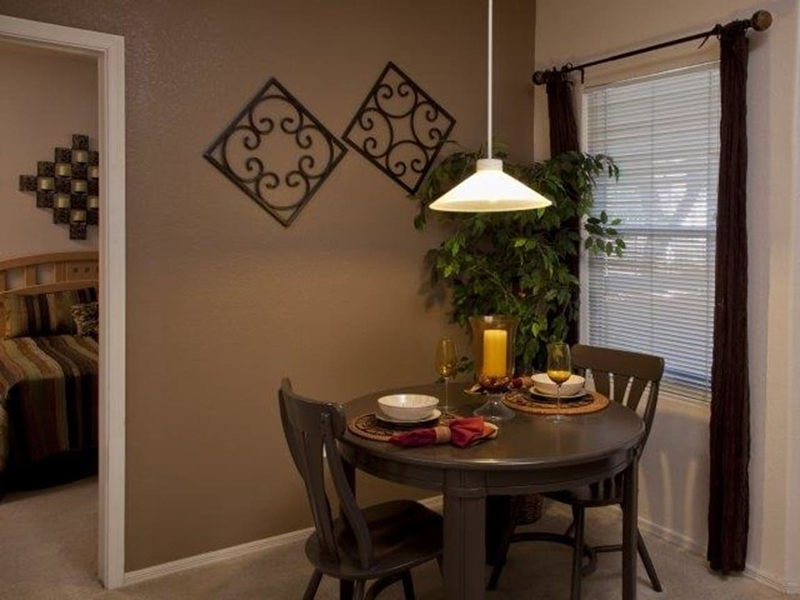 Dining Room | Portola on Bell