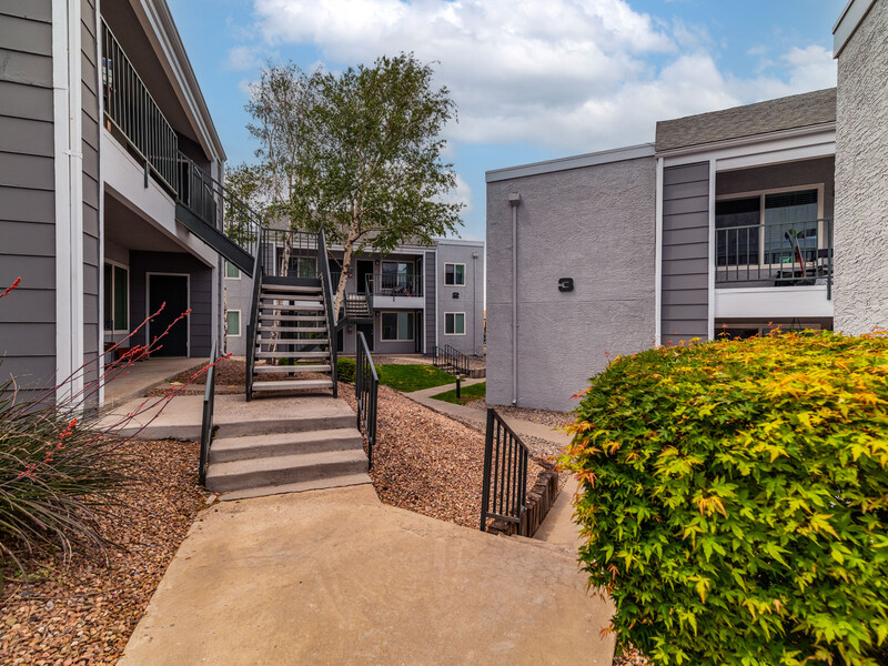 Building Exterior | Villa Serena Apartments in Albuquerque, NM