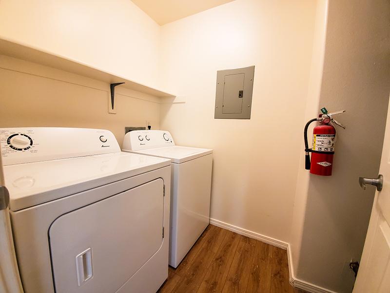 Landry | Oasis Palms Apartments