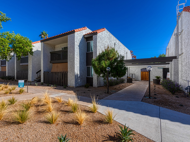 Exterior | Park Paloma Apartments in Phoenix, AZ