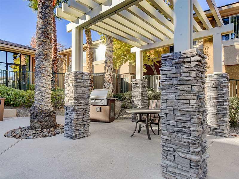 BBQ Area | St Clair Apartments