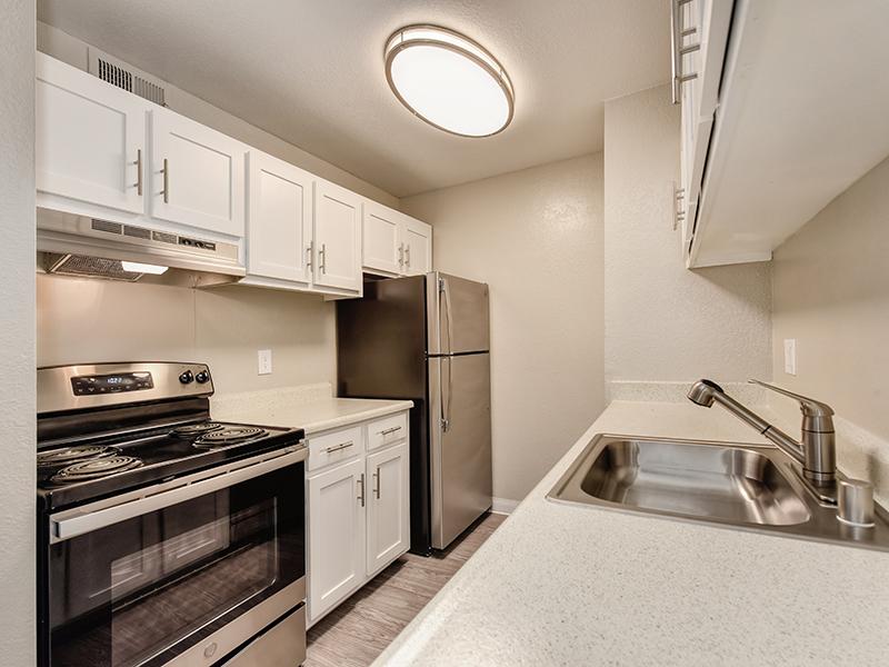 Kitchen | The Crossing at Wyndham Apartments in Sacramento, CA