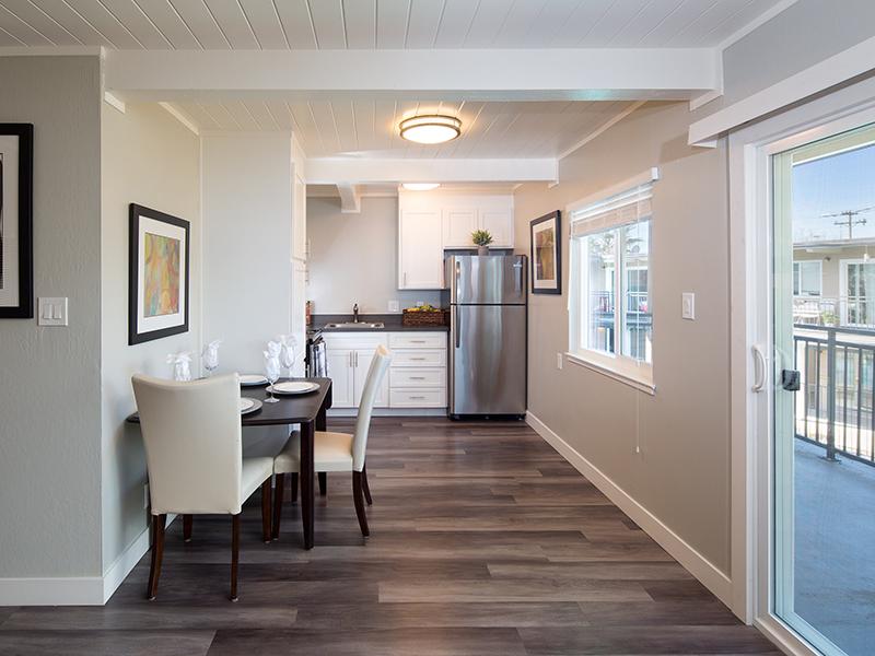 Dining Room | Kitchen | Aloha Apartments 
