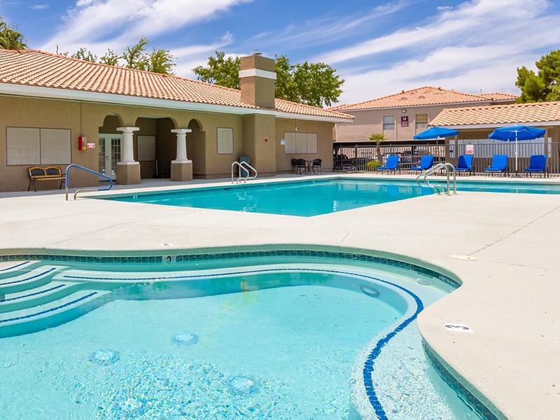 Hot Tub & Pool | Somerset Commons