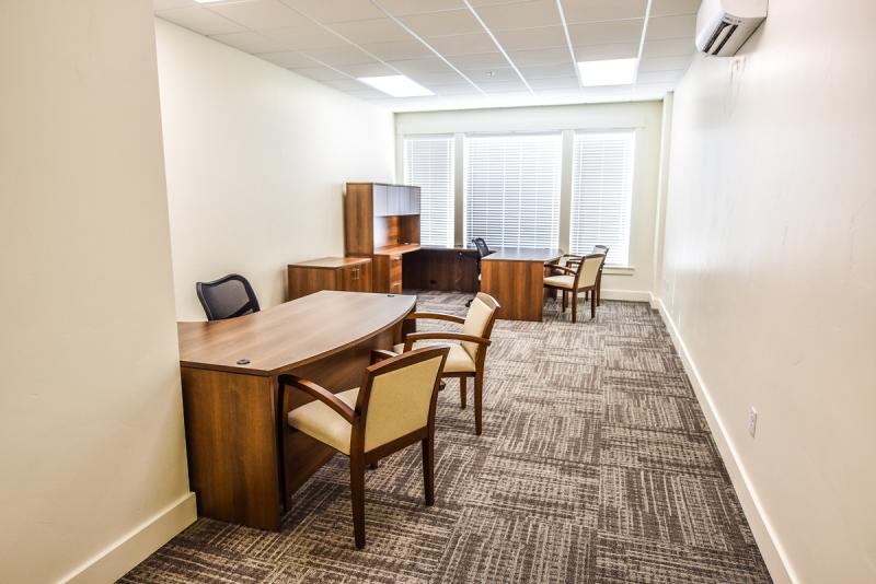 Private Executive Suites | Grovecrest Center