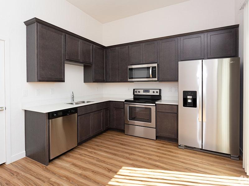 Stainless Steel Appliances | Hampton East