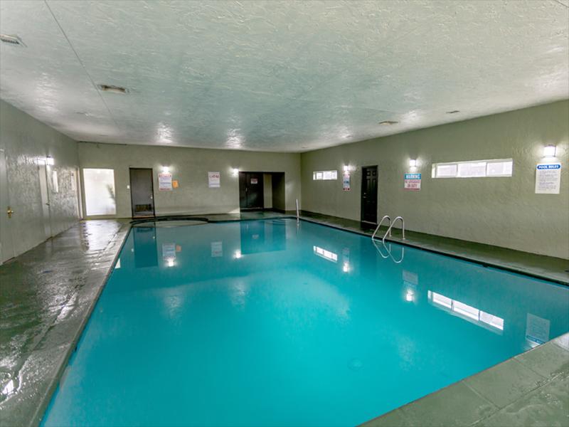 Pool | Cherry Ridge Apartments