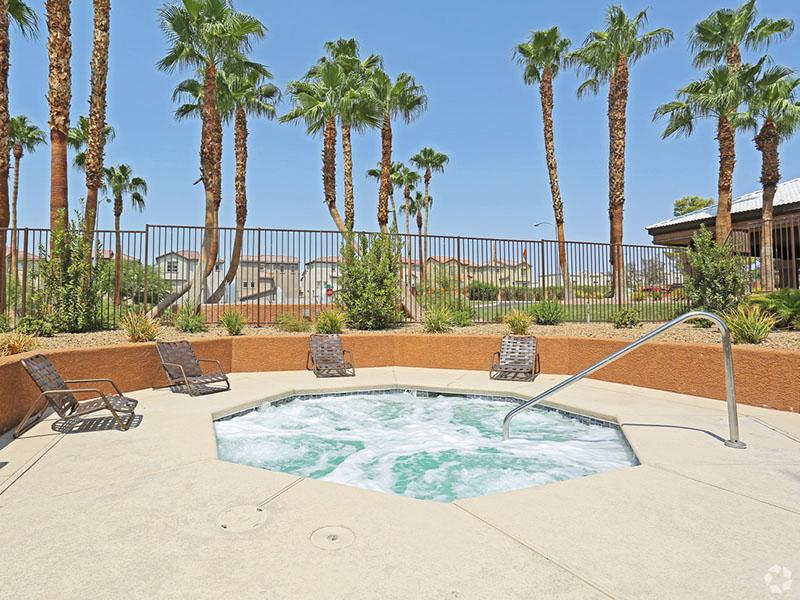 Hot Tub | Desert Ridge Apartments