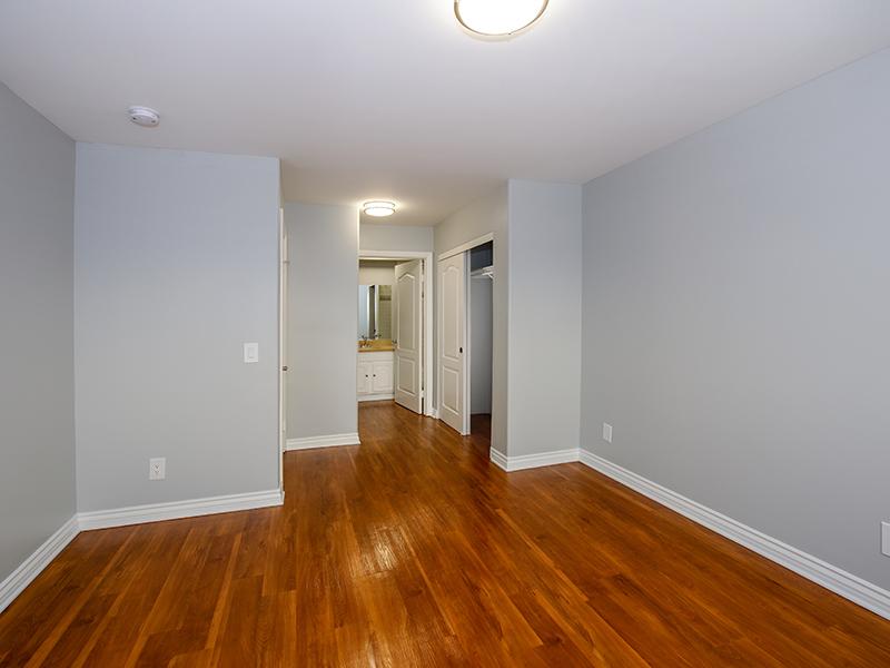 Spacious Bedroom | Hollywood View Towers