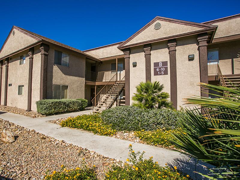 Building | El Parque Villas in Las Vegas