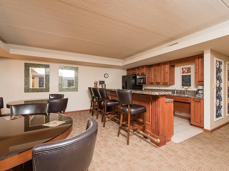 Lilac Apartments in Fox Lake, IL 60020 Market Apartments