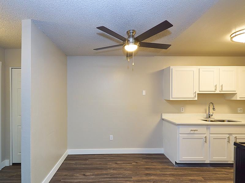 Dining Room | Aspire Salt Lake Apartments