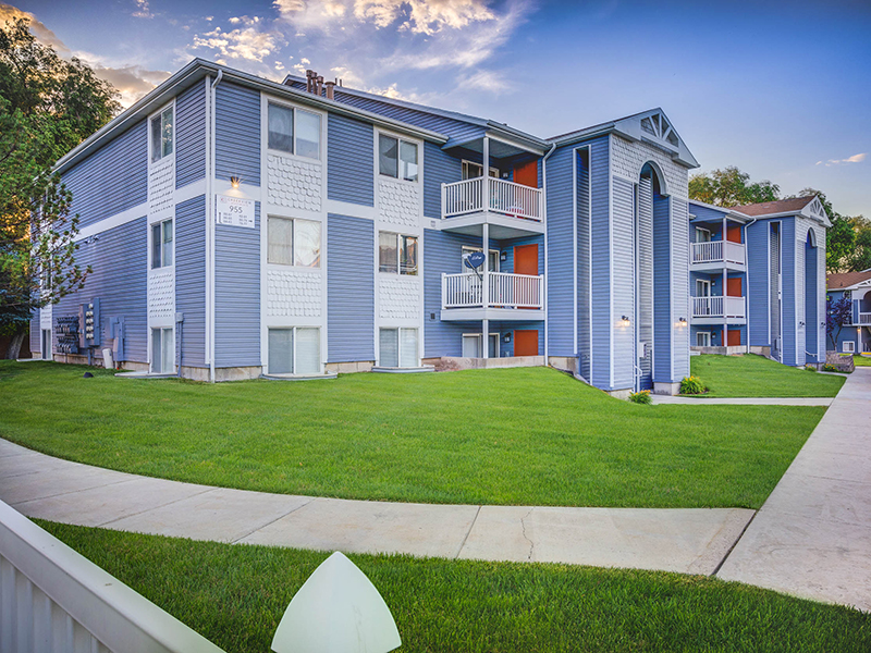 Apartments in Midvale, UT Creekview Photo Gallery
