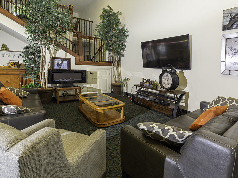 Clubhouse Interior | Riley Court Senior Apartments in Bountiful, UT