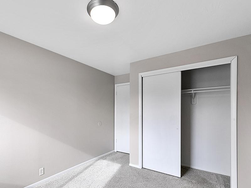 Bedroom Closet | Aspire West Valley Apartments