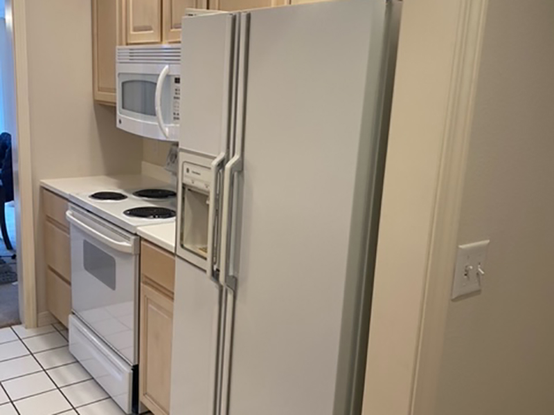 Kitchen | Mountainwood Estates Apartments in Missoula, MT