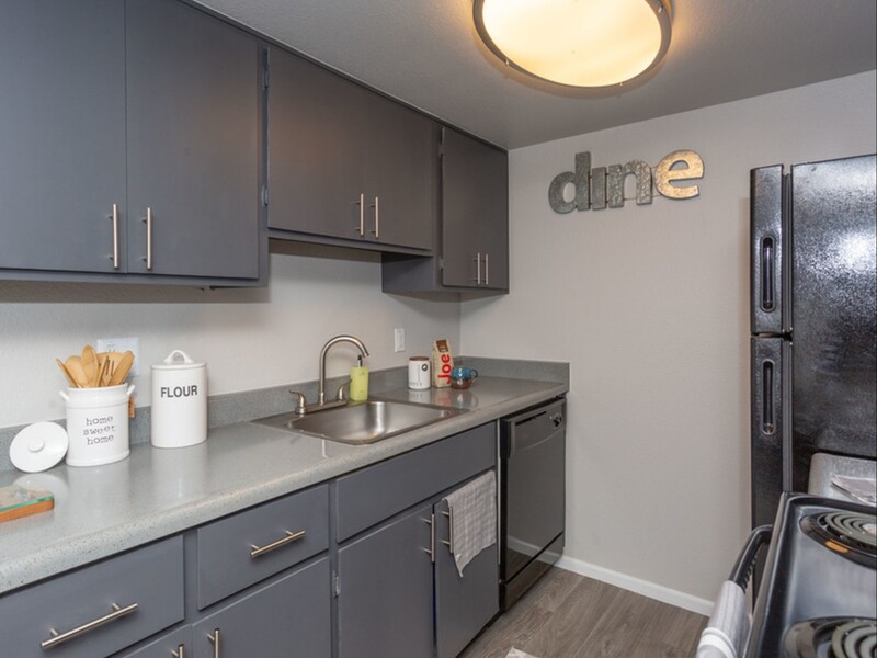 Fully Equipped Kitchen | Sun Wood Senior Apartments in Peoria, AZ