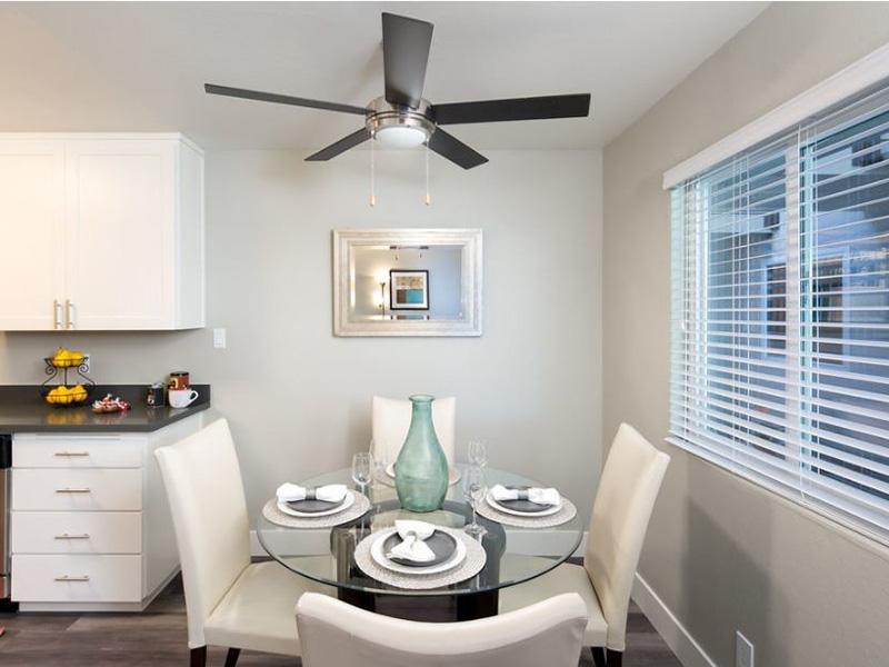 Dining Room | Vivante Apartments