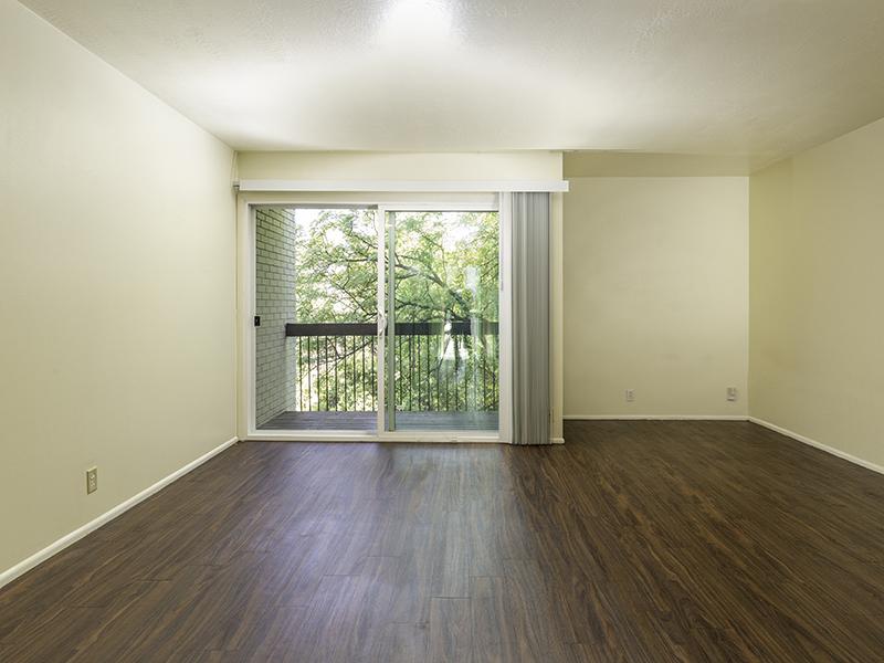 Living Room | Lookout Pointe Apartments in Provo, UT