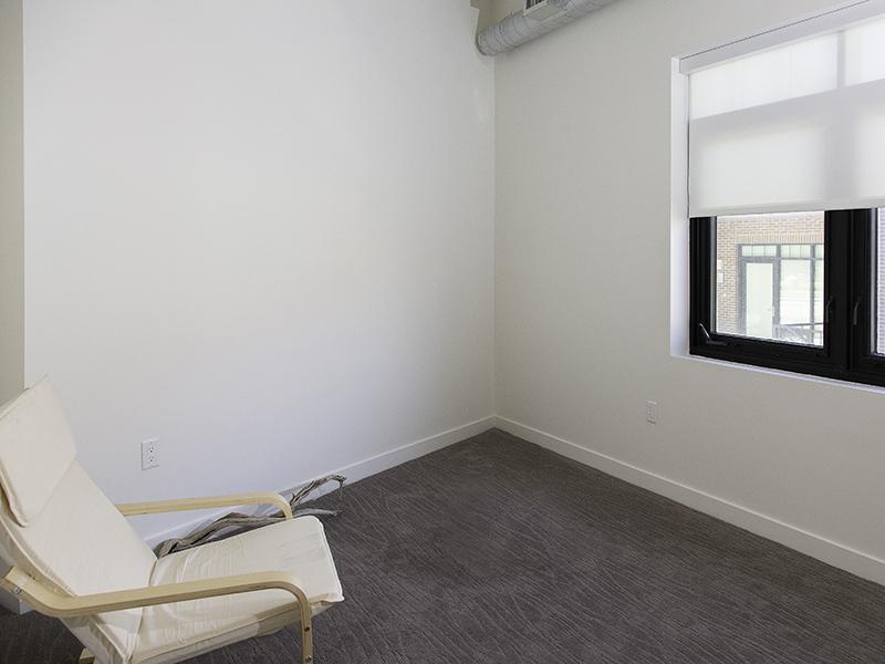 Room | 21 and View Salt Lake Apartments