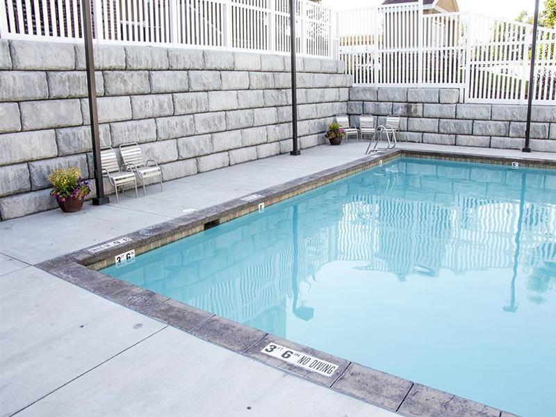 Apartments with a Pool in Murray, UT