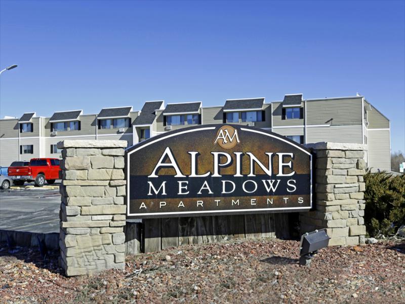 Monument Sign | Alpine Meadows