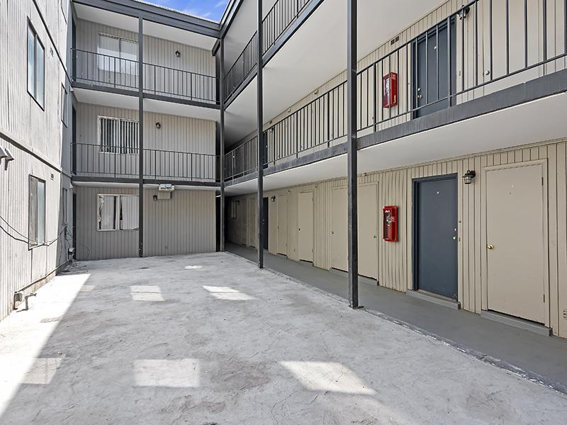 Apartment Exteriors | Cottonwood Creek Estates Apartments in Murray, UT