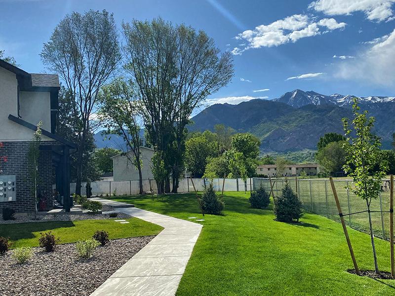 Exterior | Foxridge Townhomes