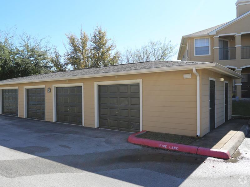 Garages | Hill Country Villas